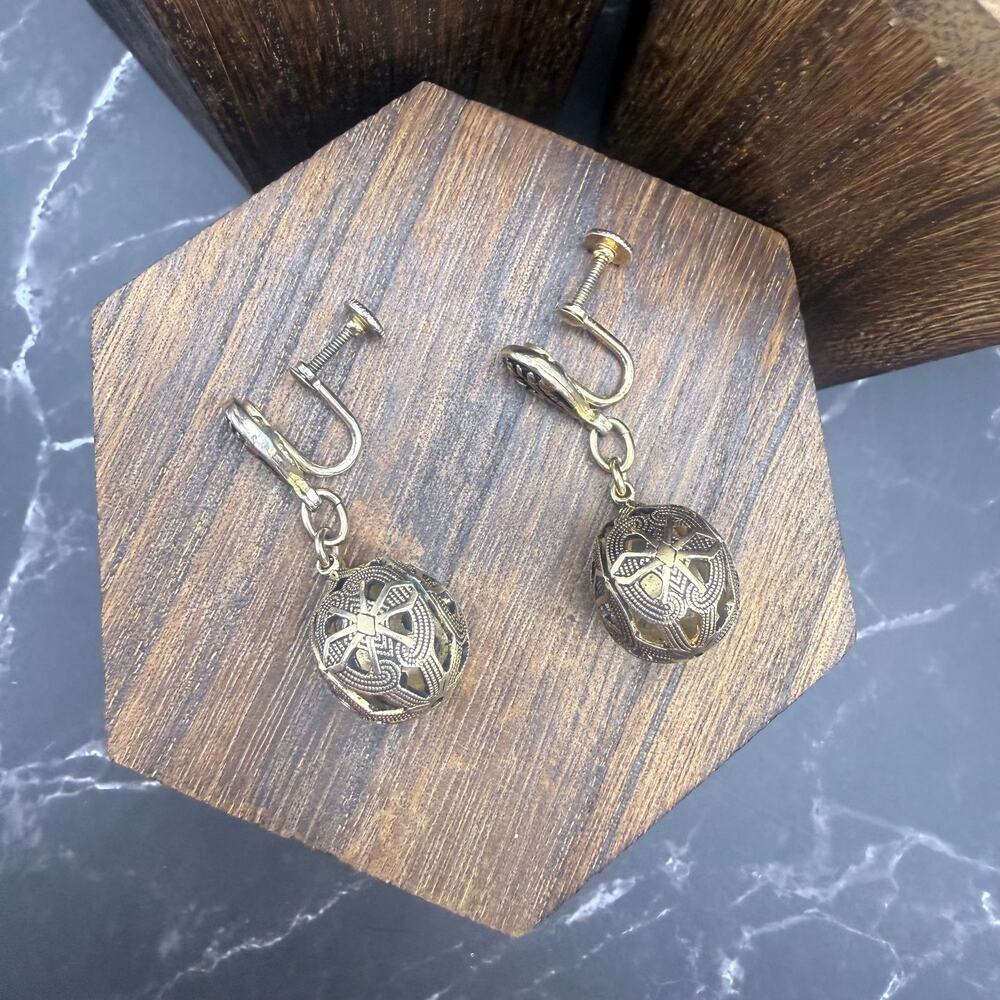 Vintage Mandalay Style Gold Filigree Orb Screw Back Dangle Earrings